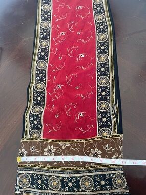 Liz Claiborne 54” x 11” Scarf in Colorful Motif! Feels like silk! EUC
